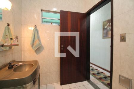 Casa à venda com 520m², 3 quartos e 6 vagasBanheiro Social