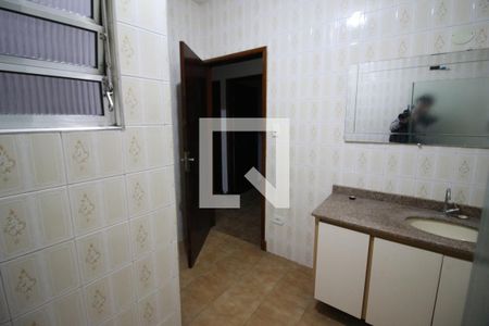 Casa para alugar com 220m², 5 quartos e 3 vagasBanheiro