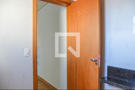 Casa à venda com 243m², 3 quartos e 8 vagas Casa à venda com 243m², 3 quartos e 8 vagasBanheiro da Suíte 3