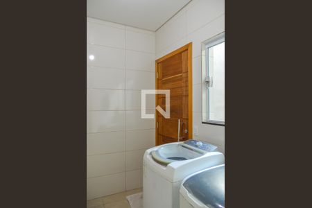 Casa à venda com 243m², 3 quartos e 8 vagas Casa à venda com 243m², 3 quartos e 8 vagasÁrea de Serviço