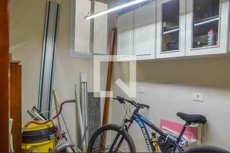 Casa à venda com 243m², 3 quartos e 8 vagas Casa à venda com 243m², 3 quartos e 8 vagasQuarto de Serviço