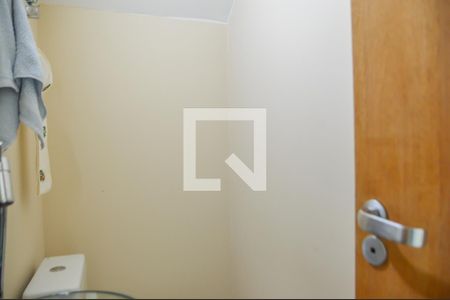 Casa à venda com 243m², 3 quartos e 8 vagas Casa à venda com 243m², 3 quartos e 8 vagasLavabo