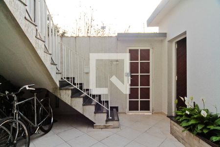 Casa à venda com 153m², 3 quartos e 3 vagasEntrada