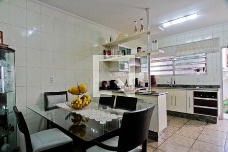 Casa à venda com 153m², 3 quartos e 3 vagasCozinha
