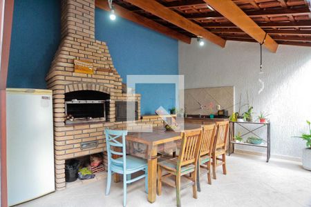 Casa à venda com 153m², 3 quartos e 3 vagasÁrea externa