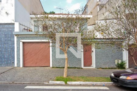 Casa à venda com 153m², 3 quartos e 3 vagasFachada