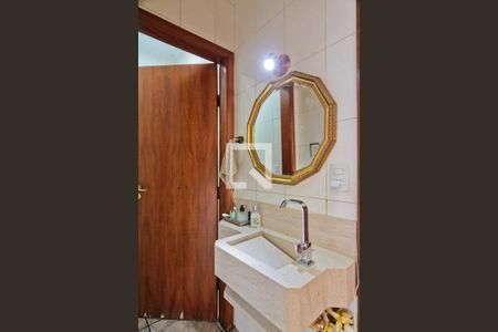 Lavabo de casa à venda com 3 quartos, 153m² em Vila Palmeiras, São Paulo