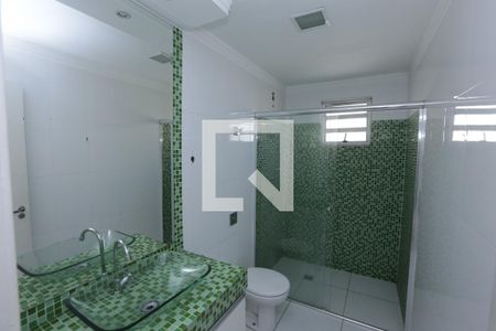 Banheiro de apartamento à venda com 3 quartos, 198m² em Bairro da Glória, Contagem