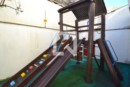 Apartamento à venda com 105m², 3 quartos e 2 vagasÁrea Comum - Playground