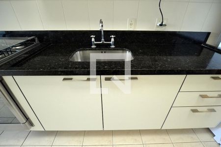 Apartamento à venda com 105m², 3 quartos e 2 vagasCozinha