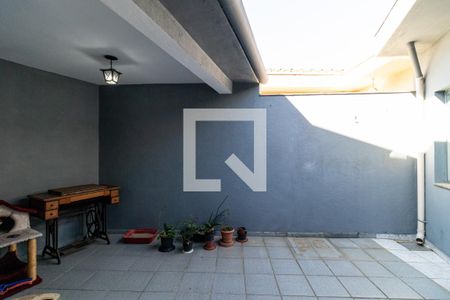 Casa para alugar com 70m², 2 quartos e 1 vaga Casa para alugar com 70m², 2 quartos e 1 vagaQuintal