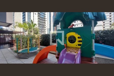 Apartamento à venda com 298m², 4 quartos e 5 vagasÁrea comum 