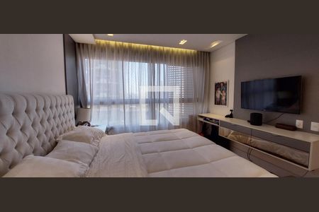 Apartamento à venda com 298m², 4 quartos e 5 vagasSuíte 2