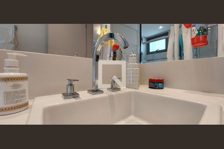 Apartamento à venda com 298m², 4 quartos e 5 vagasBanheiro da Suíte 1