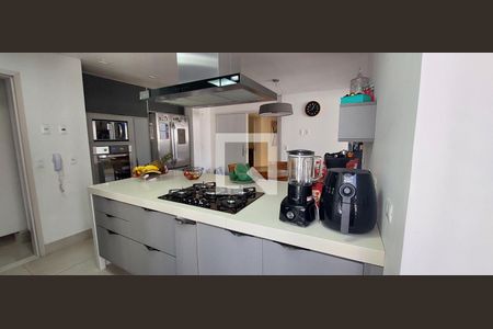 Apartamento à venda com 298m², 4 quartos e 5 vagasCozinha