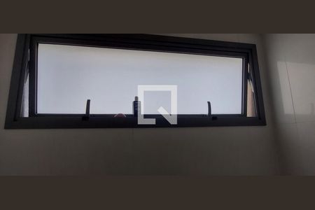 Apartamento à venda com 298m², 4 quartos e 5 vagasBanheiro da Suíte 2