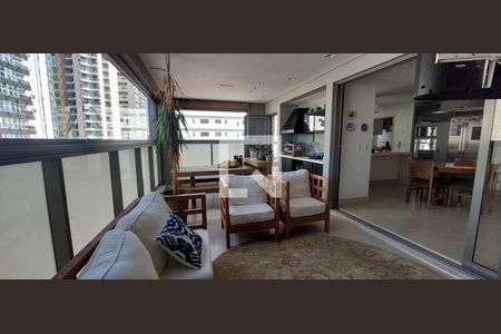 Apartamento à venda com 298m², 4 quartos e 5 vagasVaranda gourmet