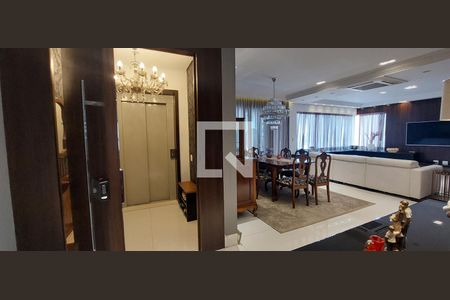 Apartamento à venda com 298m², 4 quartos e 5 vagasHall de Entrada