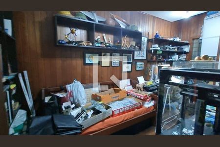 Casa à venda com 250m², 5 quartos e 2 vagasQuarto 4