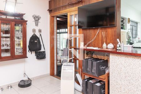 Casa à venda com 250m², 5 quartos e 2 vagasSala