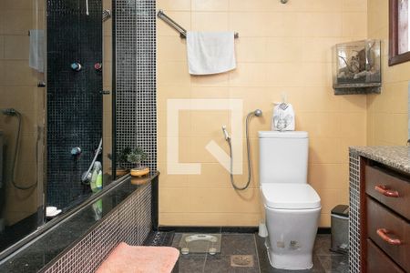 Casa à venda com 250m², 5 quartos e 2 vagasBanheiro