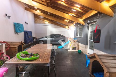 Casa à venda com 239m², 3 quartos e 3 vagasÁrea de Serviço