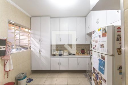 Casa à venda com 239m², 3 quartos e 3 vagasCozinha 