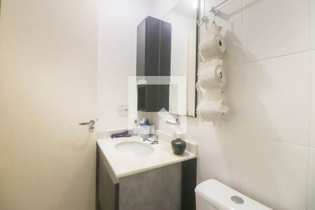 Apartamento à venda com 58m², 2 quartos e 1 vaga Apartamento à venda com 58m², 2 quartos e 1 vagaBanheiro