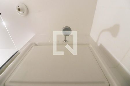 Apartamento à venda com 58m², 2 quartos e 1 vaga Apartamento à venda com 58m², 2 quartos e 1 vagaBanheiro