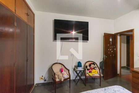 Casa à venda com 800m², 3 quartos e 12 vagas Casa à venda com 800m², 3 quartos e 12 vagasQuarto 1