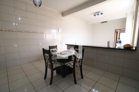 Casa à venda com 550m², 10 quartos e sem vaga Casa à venda com 550m², 10 quartos e sem vagaCozinha