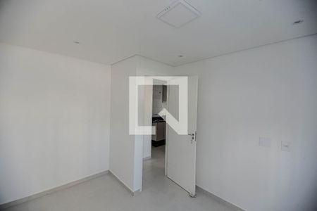 Quarto 2 de apartamento para alugar com 2 quartos, 42m² em Sítio da Figueira, São Paulo