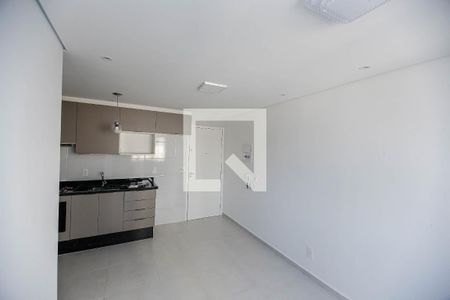 Sala de apartamento para alugar com 2 quartos, 42m² em Sítio da Figueira, São Paulo