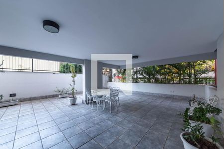 Apartamento à venda com 147m², 4 quartos e 2 vagas Apartamento à venda com 147m², 4 quartos e 2 vagasÁrea Comum