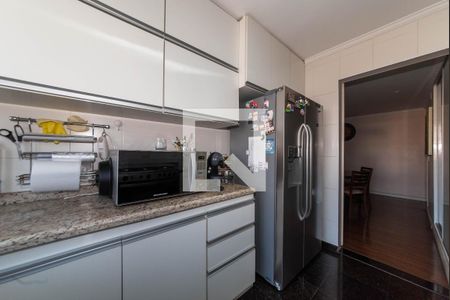 Apartamento à venda com 147m², 4 quartos e 2 vagas Apartamento à venda com 147m², 4 quartos e 2 vagasCozinha