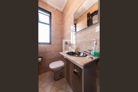 Apartamento à venda com 147m², 4 quartos e 2 vagas Apartamento à venda com 147m², 4 quartos e 2 vagasBanheiro da Suíte