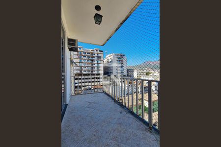 Apartamento à venda com 200m², 3 quartos e 2 vagasVaranda do Quarto 2 - Suíte