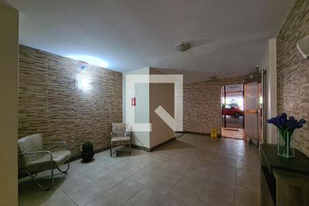 Apartamento à venda com 200m², 3 quartos e 2 vagasHall social