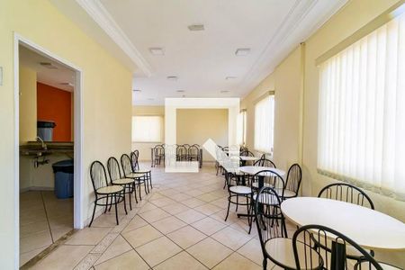 Apartamento à venda com 67m², 3 quartos e 1 vaga Apartamento à venda com 67m², 3 quartos e 1 vagaÁrea comum - Salão de festas