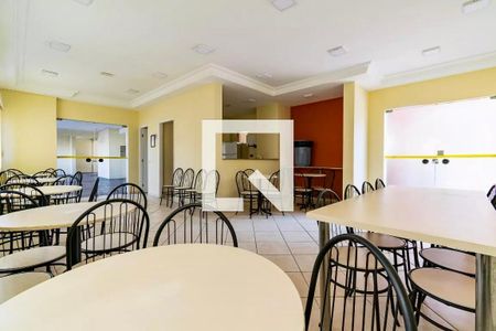 Apartamento à venda com 67m², 3 quartos e 1 vaga Apartamento à venda com 67m², 3 quartos e 1 vagaÁrea comum - Salão de festas