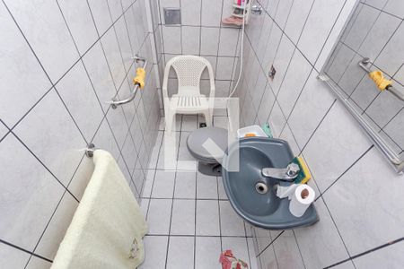 Casa à venda com 175m², 3 quartos e 3 vagasBanheiro da casa 2