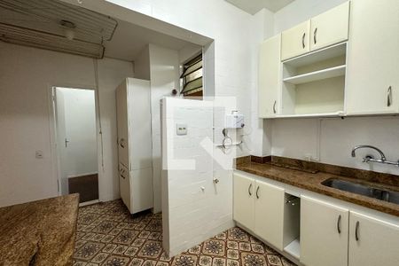 Apartamento à venda com 103m², 2 quartos e 1 vagaCozinha