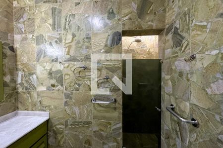 Apartamento à venda com 103m², 2 quartos e 1 vagaBanheiro