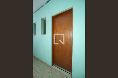 Hall de Entrada de casa para alugar com 1 quarto, 25m² em Vila Boacava, São Paulo