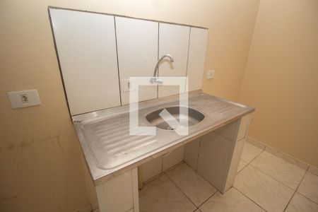 Cozinha de casa para alugar com 1 quarto, 25m² em Vila Boacava, São Paulo