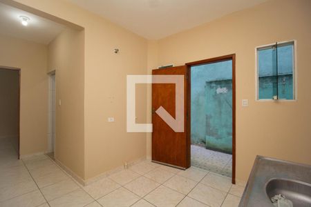 Cozinha de casa para alugar com 1 quarto, 25m² em Vila Boacava, São Paulo