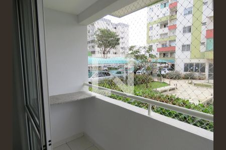 Sacada de apartamento para alugar com 2 quartos, 58m² em Parque Oeste Industrial, Goiânia