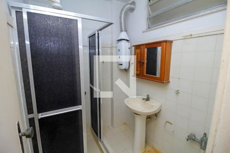 Banheiro de apartamento à venda com 1 quarto, 40m² em Catete, Rio de Janeiro