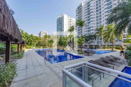 Área Comum Piscina de apartamento para alugar com 4 quartos, 151m² em Barra da Tijuca, Rio de Janeiro