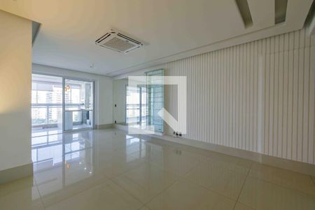 Sala de apartamento para alugar com 4 quartos, 151m² em Barra da Tijuca, Rio de Janeiro